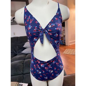 JUICY COUTURE ONE PIECE SWIMSUIT